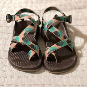 Womens Chaco Size 8 - Cloud 2
